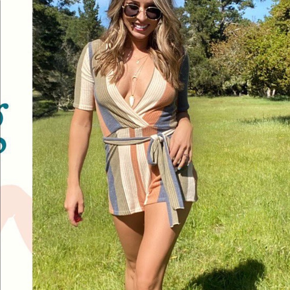 Boutique tie waist romper